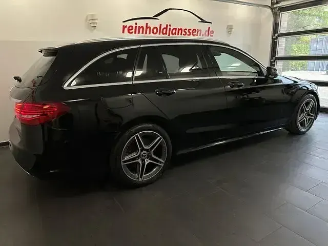 Gebraucht Mercedes C300 AMG 245 PS (180 kW) 2020 Schwarz Limousine