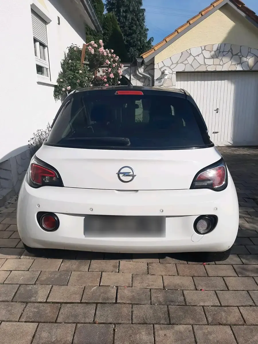 Second-hand Opel Adam 84 CP (61 kW) 2015 Alb Hatchback