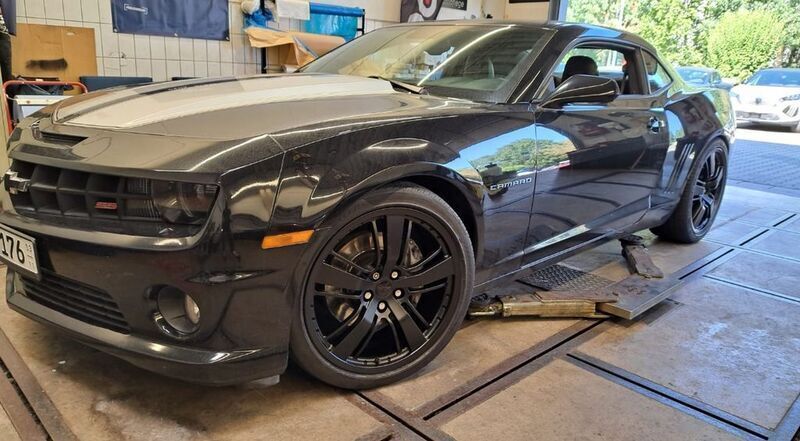 Schwarz Gebraucht 2011 Chevrolet Camaro Coupé | 22.900 € (Fairer Preis) - Bild 1/3