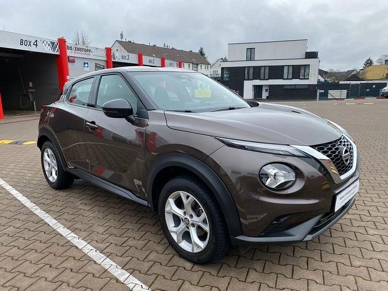 Gebraucht Nissan Juke Acenta 117 PS (86 kW) 2020 Braun SUV