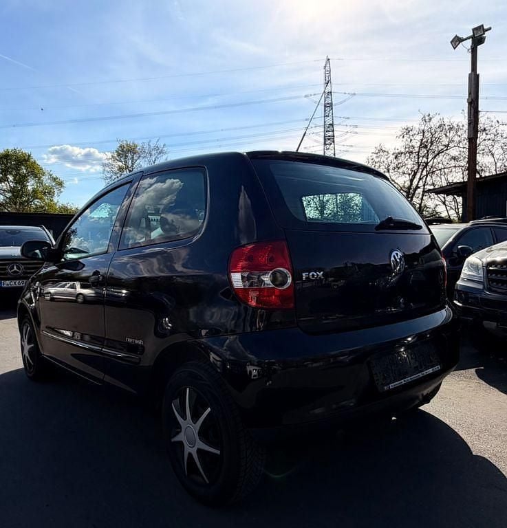 Second-hand VW Fox Refresh 54 CP (39 kW) 2010 Negru Hatchback
