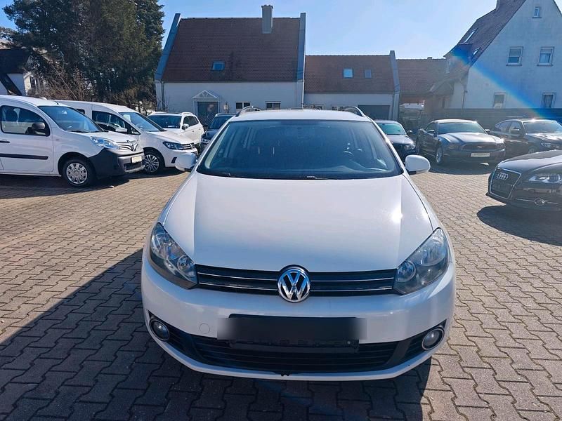 Gebraucht VW Golf VII 140 PS (102 kW) 2012 Weiß Kombi
