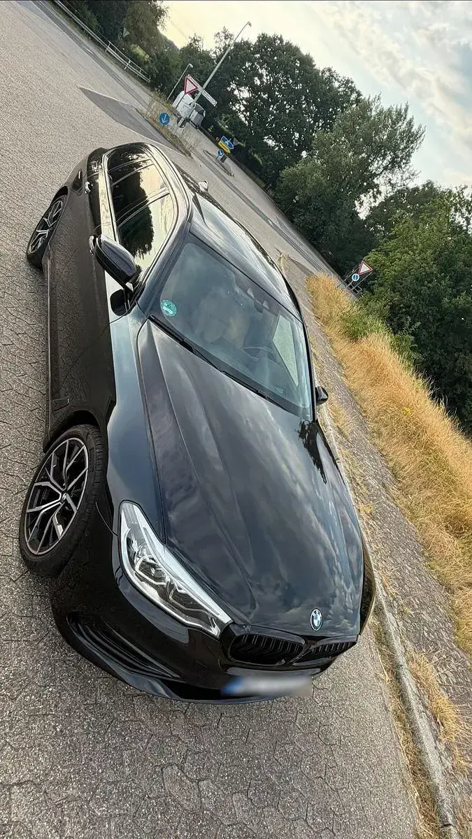 Gebraucht BMW 530 Sport Line 265 PS (194 kW) 2017 Schwarz Kombi