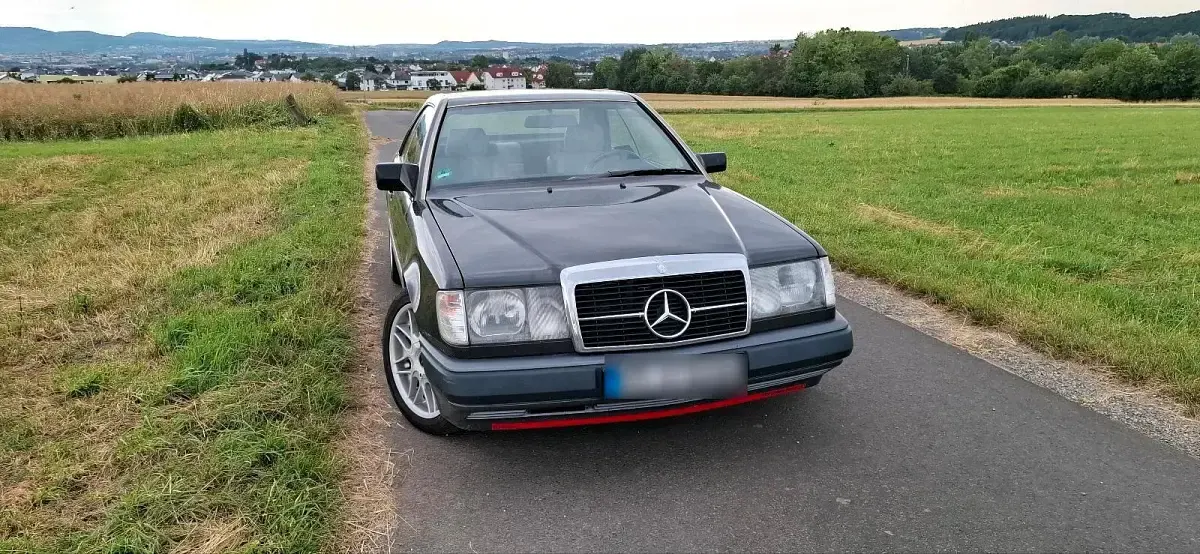 Gebraucht Mercedes 300 169 PS (124 kW) 1988 Schwarz Coupé