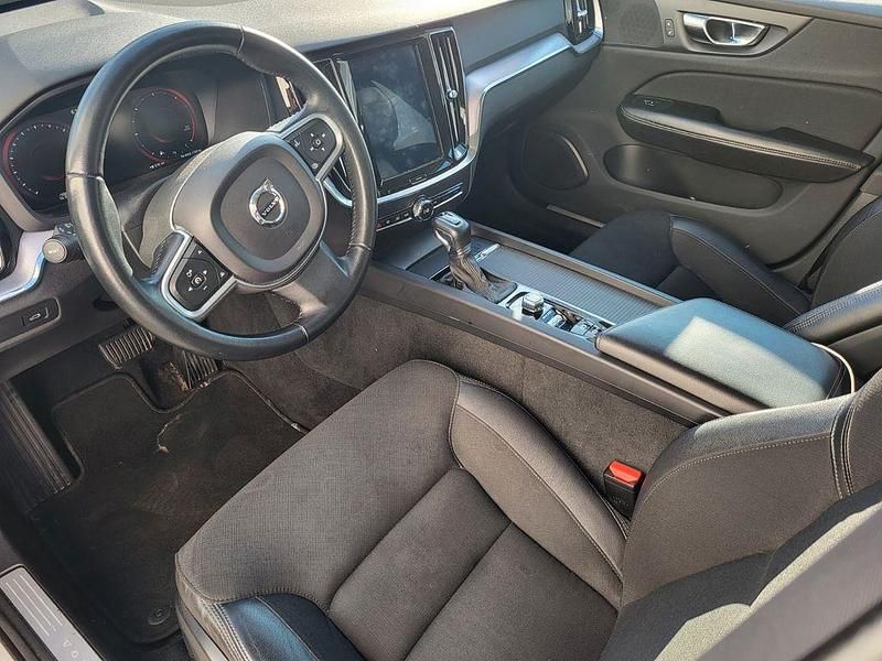 Brugt Volvo V60 190 HK (139 kW) 2018 Sølv Stationcar