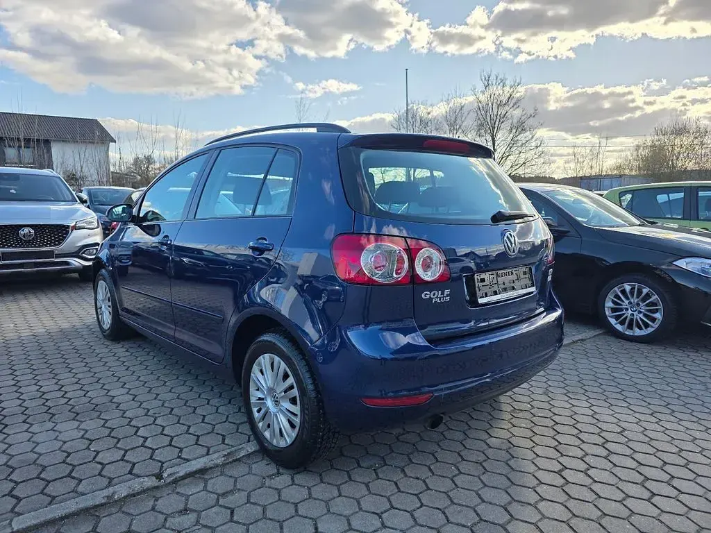 Gebraucht VW Golf Plus Comfortline 105 PS (77 kW) 2010 Blau Van / Kleinbus