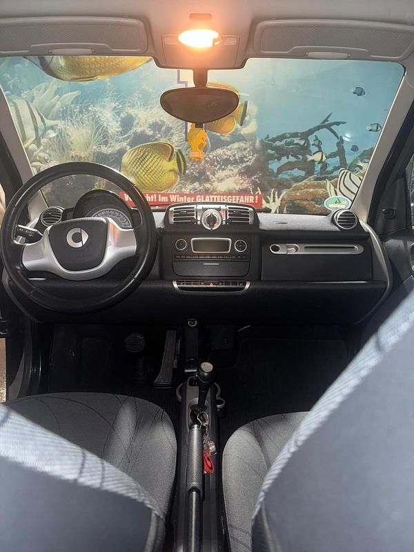 Schwarz Gebraucht 2010 Smart ForTwo Coupé Coupé | 6.200 € (Teuer) - Bild 1/4