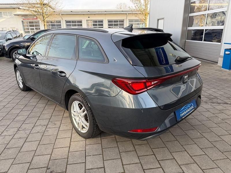 Gebraucht Seat Leon Style 150 PS (110 kW) 2022 Grau Limousine