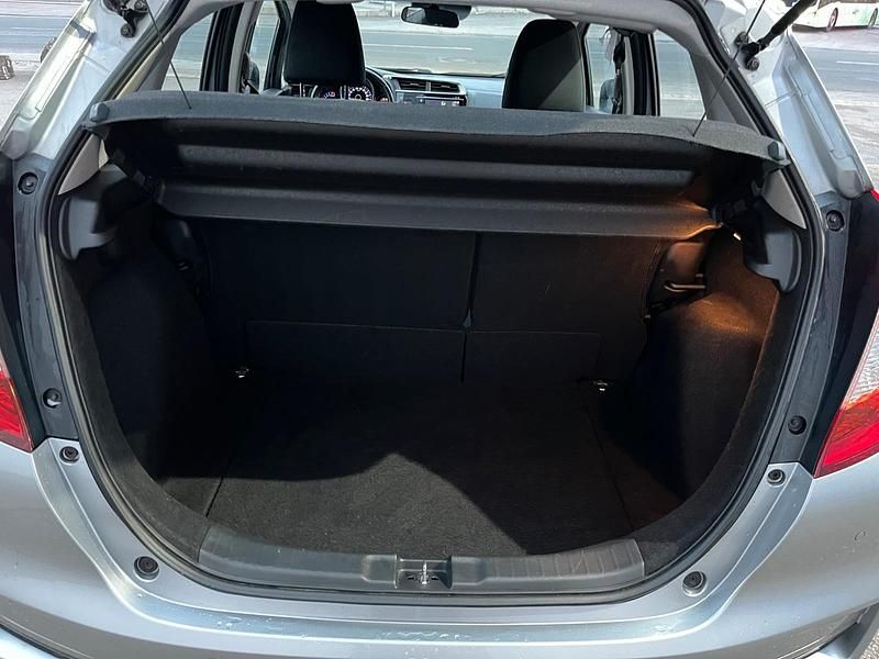 Gebraucht Honda Jazz Dynamic 131 PS (96 kW) 2018 Grau Kleinwagen