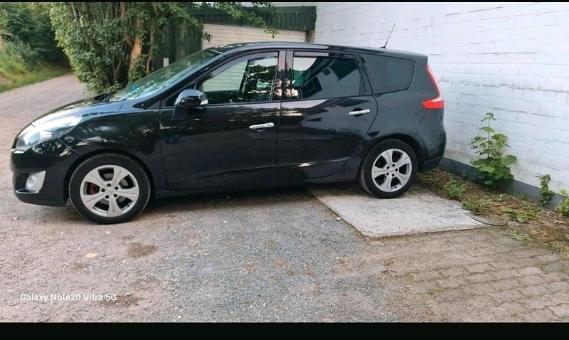 Gebraucht Renault Scénic III 131 PS (96 kW) 2010 Schwarz Van / Kleinbus