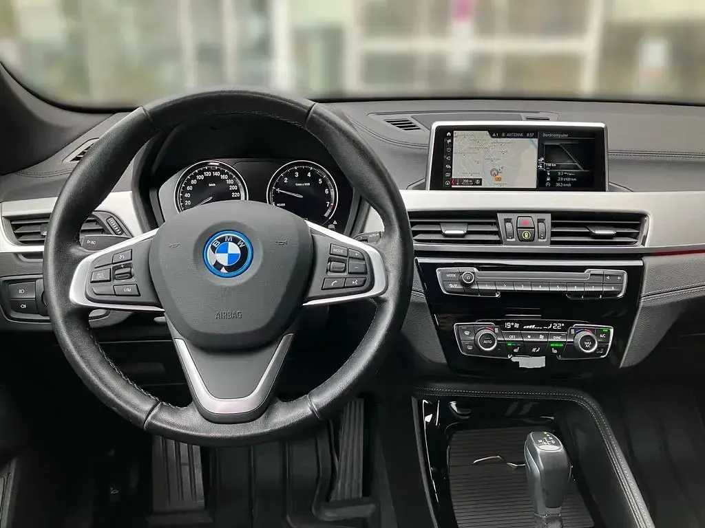 Gebraucht BMW X1 Performance 220 PS (161 kW) 2022 Weiß SUV