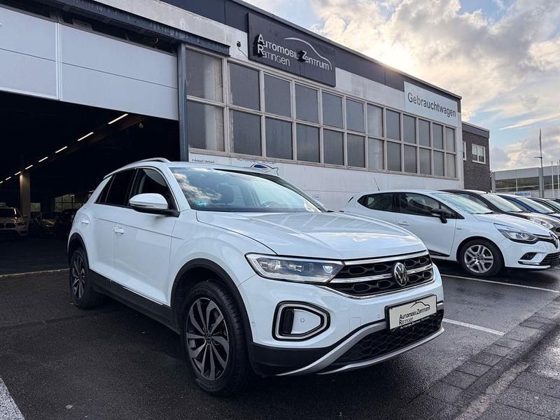 Second-hand VW T-Roc 150 CP (110 kW) 2024 Alb SUV