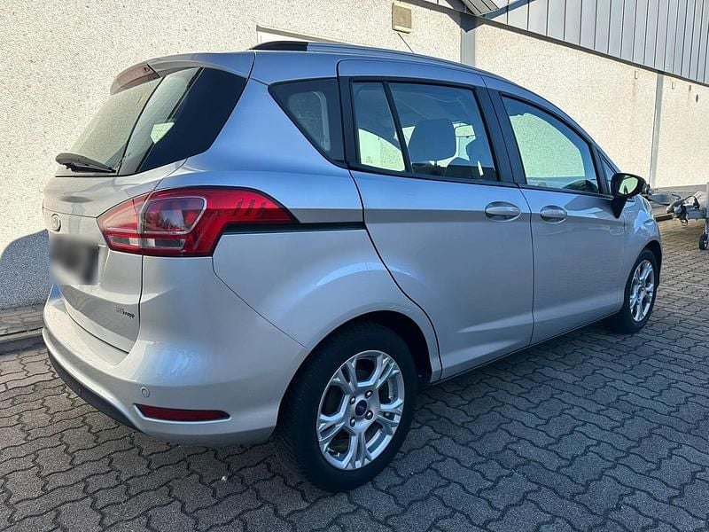 Gebraucht Ford B-MAX 95 PS (69 kW) 2014 Silber Van / Kleinbus