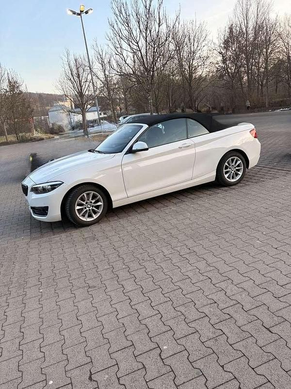 Gebraucht BMW 220 Sport Line 184 PS (135 kW) 2021 Weiß Cabrio
