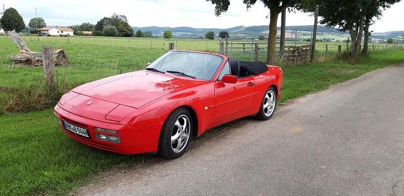 Rot Gebraucht 1990 Porsche 944 S2 Cabrio | 22.500 € - Bild 1/4
