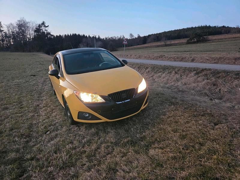 Gebraucht Seat Ibiza 105 PS (77 kW) 2010 Gelb Kleinwagen