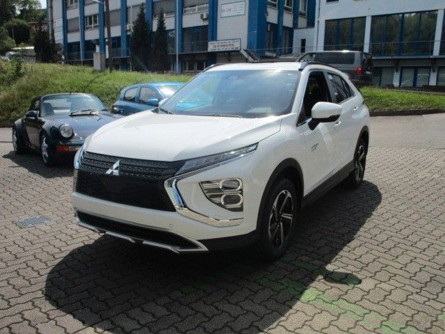 Uni weiss Neu 2024 Mitsubishi Eclipse Cross Plus SUV | 30.490 € - Bild 1/4