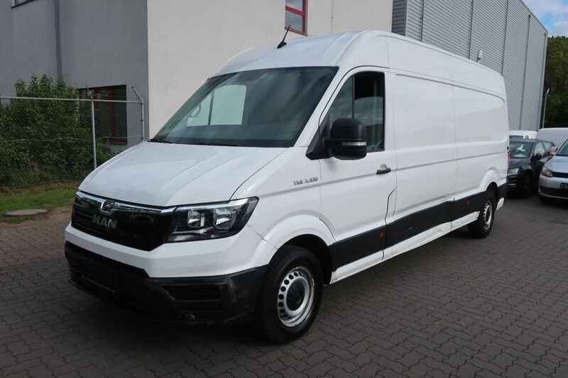 Weiß Gebraucht 2017 MAN TGE Van | 12.600 € - Bild 1/4