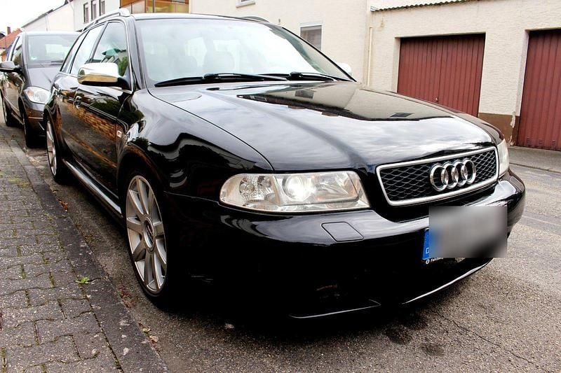 Schwarz Gebraucht 2001 Audi RS4 Sport Kombi | 29.499 € - Bild 1/4