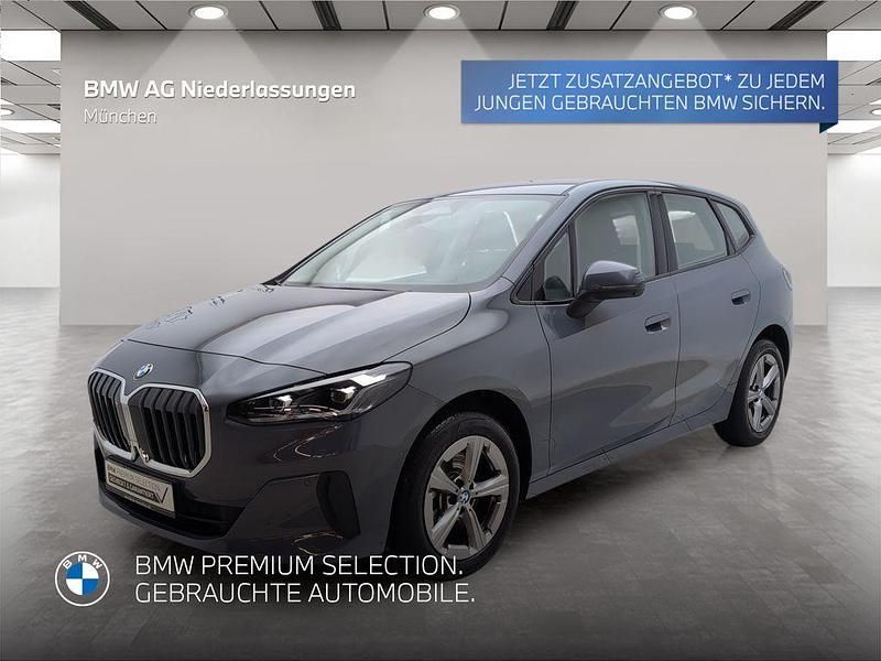 Grau Gebraucht 2024 BMW 223 Active Tourer Luxury Line Van / Kleinbus | 35.910 € (Superpreis) - Bild 1/2