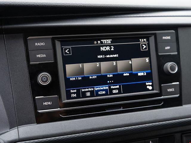 Gebraucht VW Transporter 110 PS (80 kW) 2024 Weiß Van