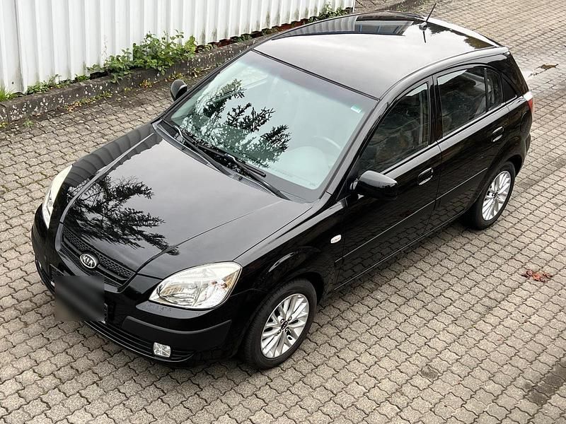 Schwarz Gebraucht 2009 Kia Rio Kleinwagen | 2.300 € (Fairer Preis) - Bild 1/4