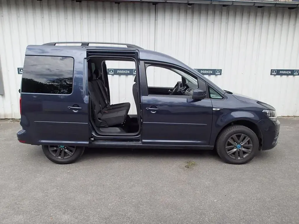 Gebraucht VW Caddy Conceptline 102 PS (75 kW) 2019 Blau Van / Kleinbus