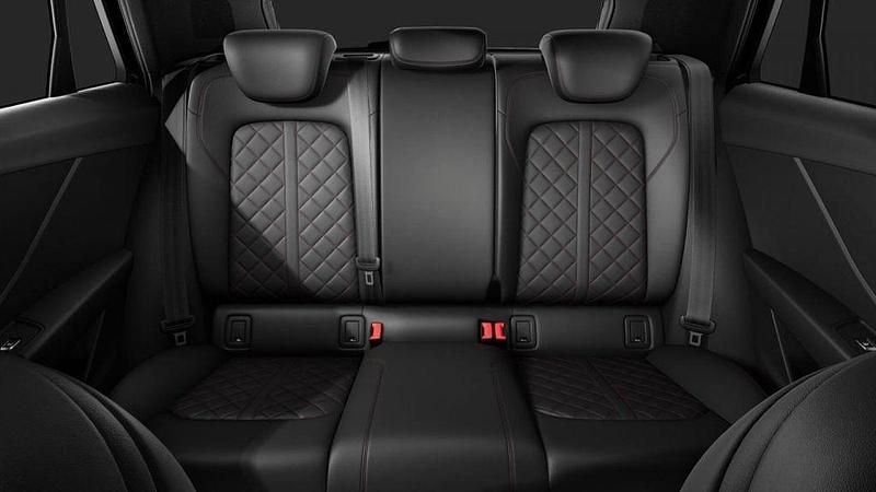 Neu Audi Q2 S-Line 150 PS (110 kW) 2026 Schwarz SUV