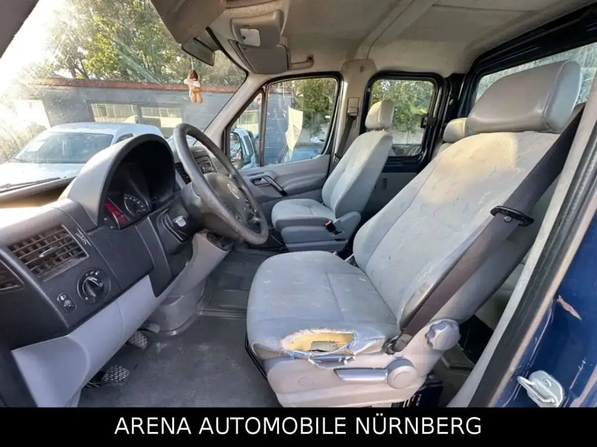 Second-hand VW Crafter 109 CP (80 kW) 2010 Albastru Van