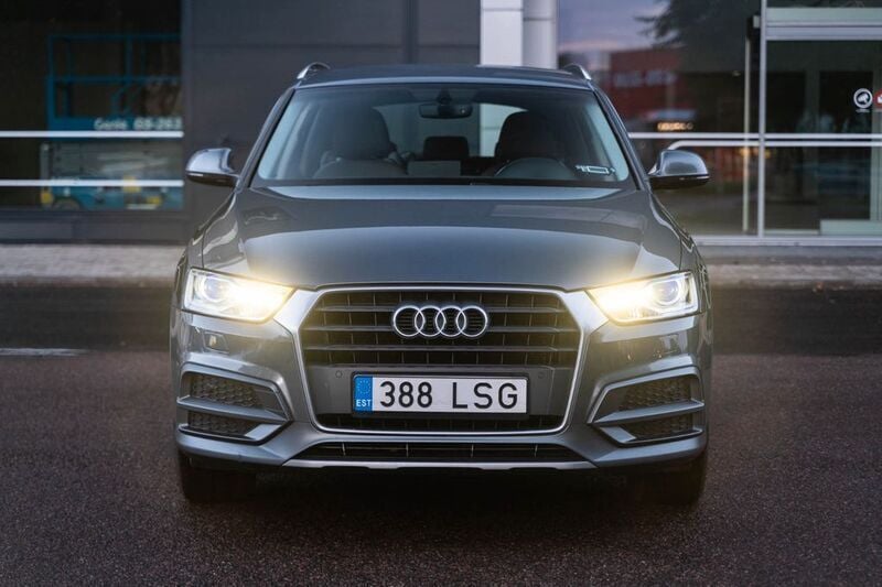 Silber Gebraucht 2017 Audi Q3 SUV | 14.600 € (Fairer Preis) - Bild 1/4