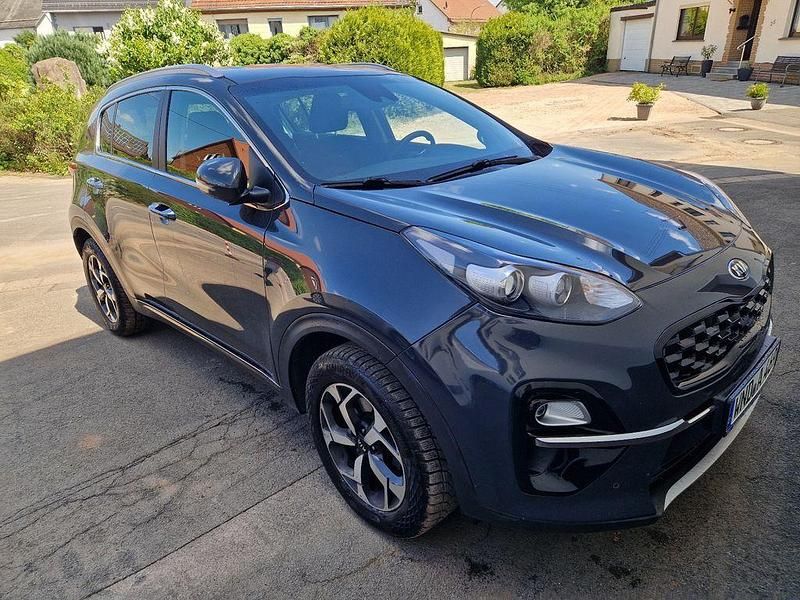 Grau Gebraucht 2020 Kia Sportage SUV | 16.000 € (Superpreis) - Bild 1/4