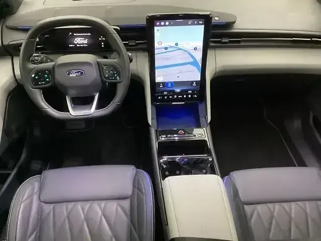 Gebraucht Ford Explorer Premium 210 kW (286 PS) 2025 Weiß SUV