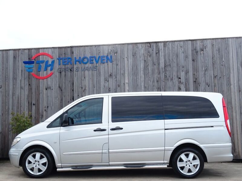 Silber metallic Gebraucht 2008 Mercedes Vito Van / Kleinbus | 8.750 € (Superpreis) - Bild 1/4