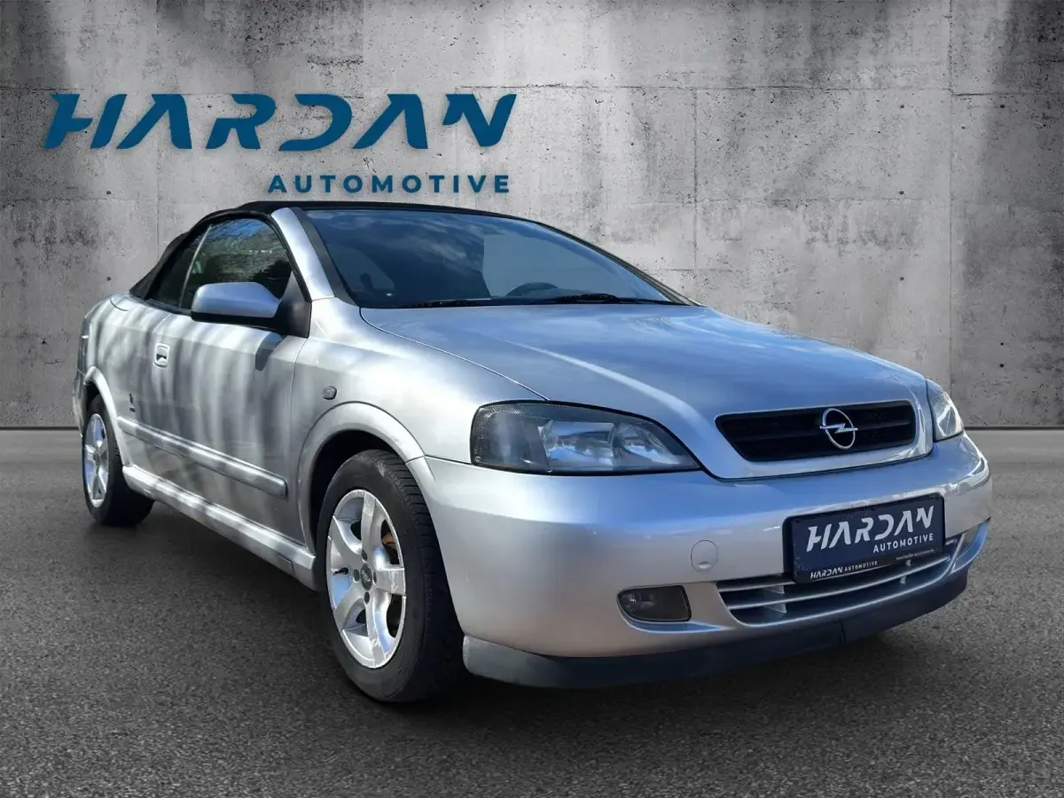 Gebraucht Opel Astra Cabriolet 101 PS (74 kW) 2002 Silber Cabrio