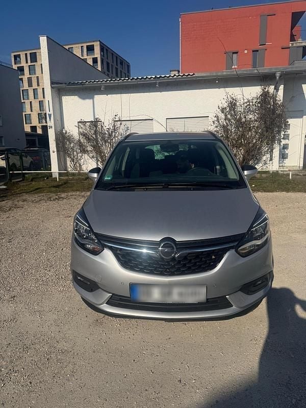 Gebraucht Opel Zafira 140 PS (102 kW) 2017 Silber Van / Kleinbus