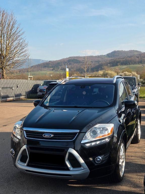 Gebraucht Ford Kuga Individual 163 PS (119 kW) 2012 SUV