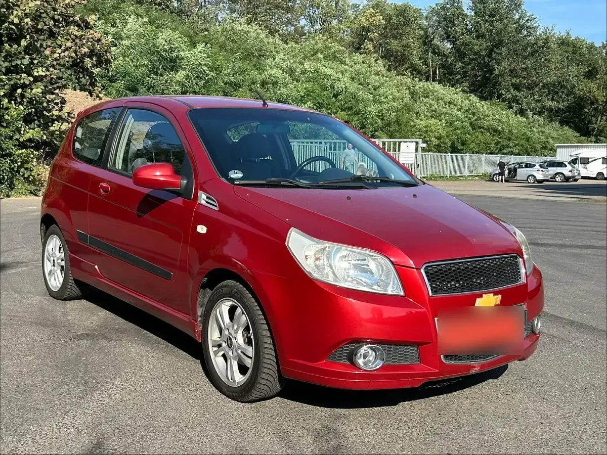 Gebraucht Chevrolet Aveo 83 PS (61 kW) 2009 Rot Kleinwagen