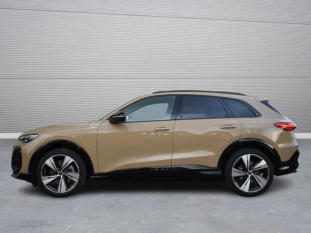 Gebraucht Audi Q5 S-Line 204 PS (150 kW) 2025 Gold SUV