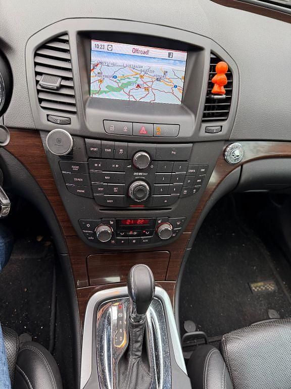 Gebraucht Opel Insignia Cosmo 160 PS (117 kW) 2008 Schwarz Limousine