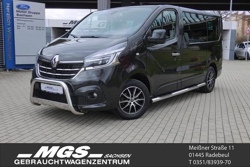 Gebraucht Renault Trafic Life 120 PS (88 kW) 2019 Schwarz midnight Van / Kleinbus