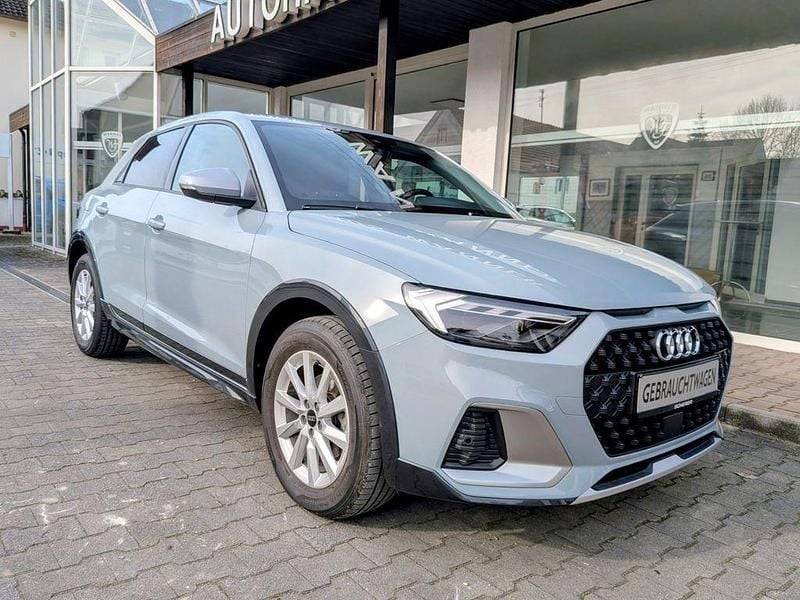 Gebraucht Audi A1 Sport 95 PS (69 kW) 2024 Pfeilgrauperleffekt SUV