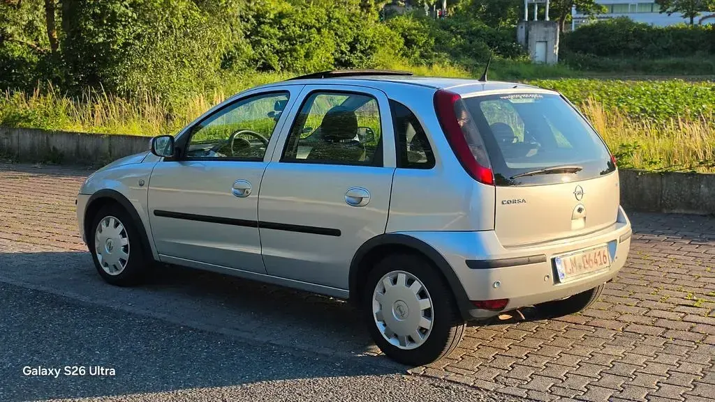 Gebraucht Opel Corsa Enjoy 75 PS (55 kW) 2004 Grau Kleinwagen