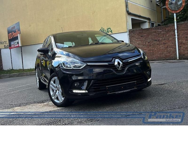 Schwarz Gebraucht 2018 Renault Clio IV LIMITED Limousine | 7.990 € (Guter Preis) - Bild 1/4