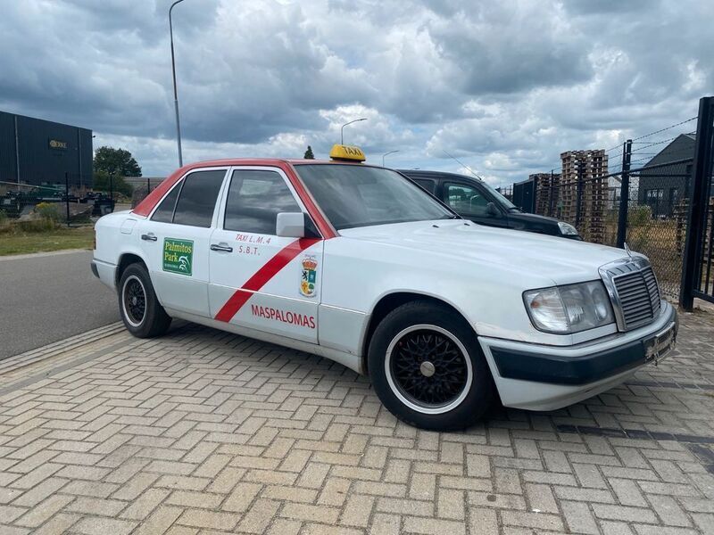 Gebraucht Mercedes 200 109 PS (80 kW) 1985 Limousine