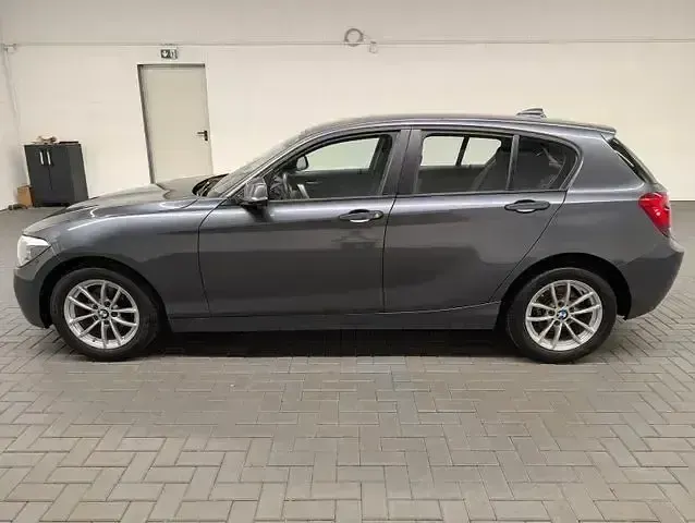 Gebraucht BMW 116 136 PS (100 kW) 2015 Mineralgraumet. Kleinwagen