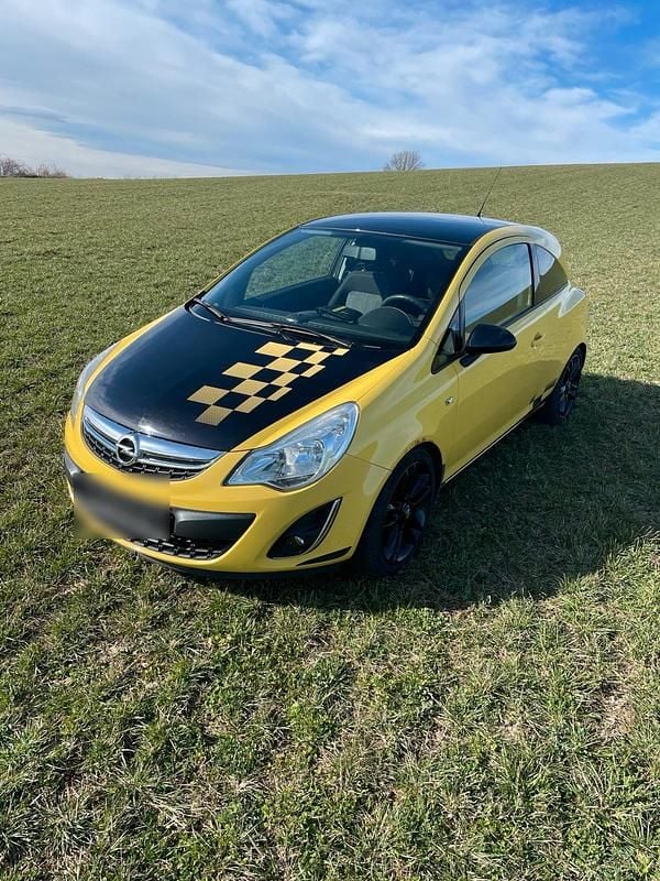 Gebraucht Opel Corsa 87 PS (63 kW) 2011 Gelb Kleinwagen