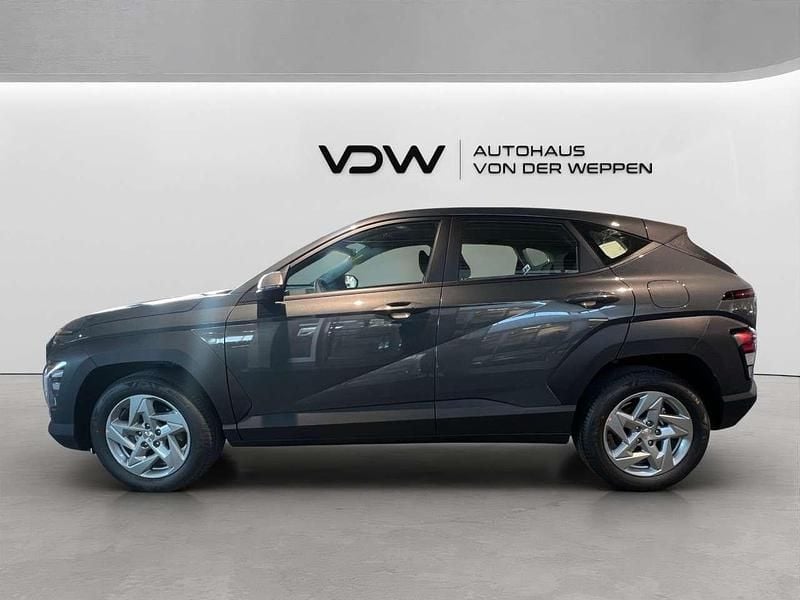 Neu Hyundai Kona Select 150 PS (110 kW) 2026 Ecotronic gray (grau) SUV