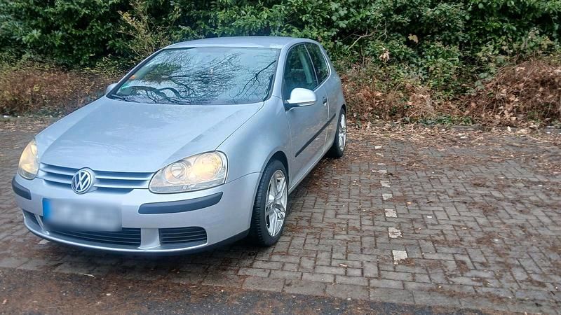Gebraucht VW Golf 101 PS (74 kW) 2006 Silber Coupé