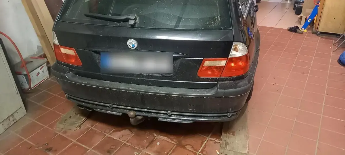 Gebraucht BMW 325 192 PS (141 kW) 2001 Schwarz Kombi