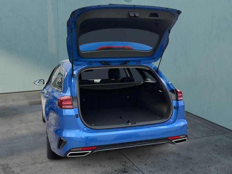 Gebraucht Kia Ceed 141 PS (103 kW) 2021 Blau Kleinwagen